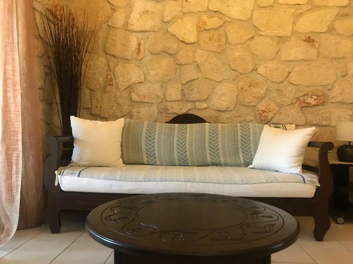 Valia Suite, Stone House سيفيري 0*,