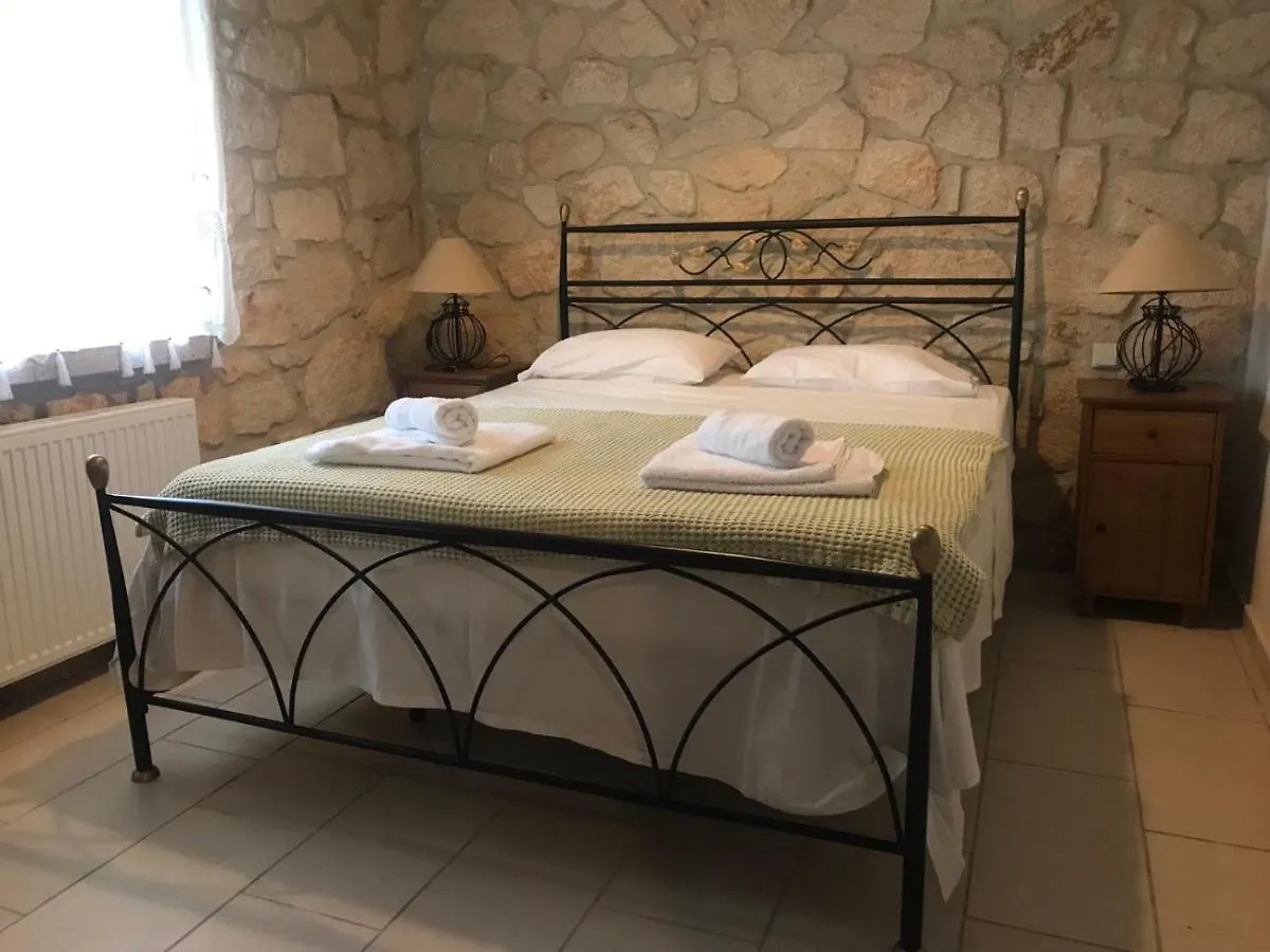 Valia Suite, Stone House Siviri